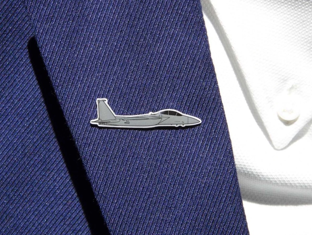 【Boeing Illustrated F-15 Lapel Pin】 ボーイング ピン