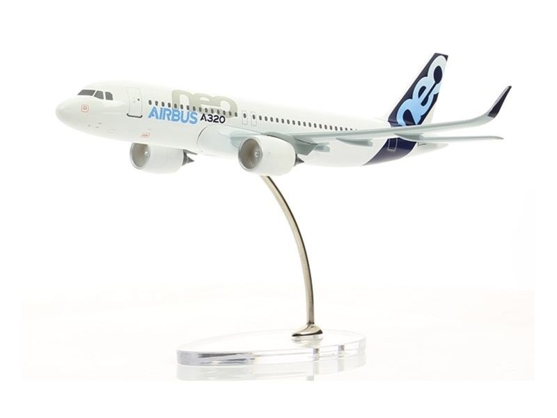 Airbus A320neo 1/200 scale model エアバス 飛行機 ダイキャスト モデル