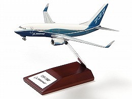 【BOEING】 ボーイング 737-700 プラスチック モデル (1/200)