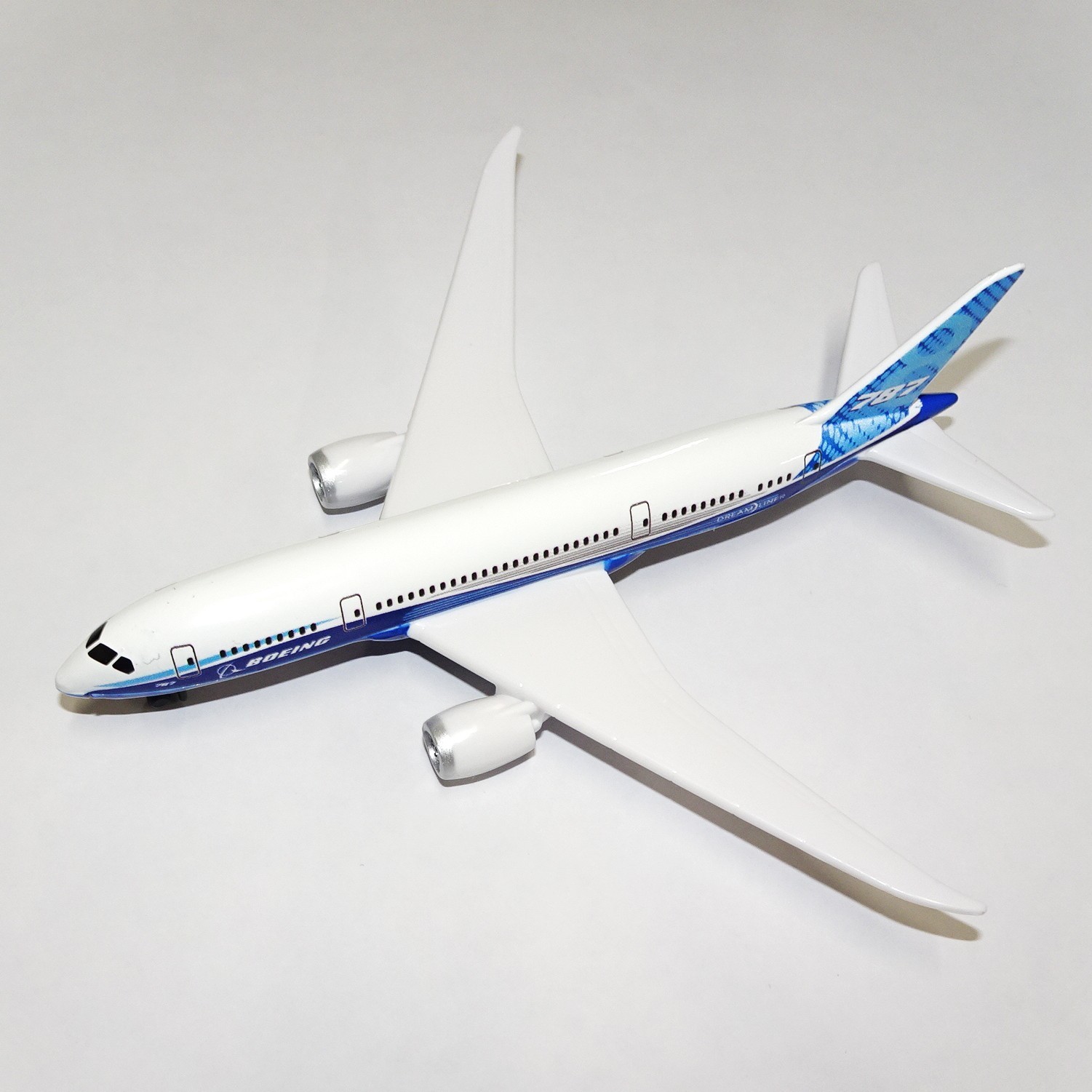 【BOEING】 ボーイング 787 ドリームライナー ダイキャスト モデル(1/400)