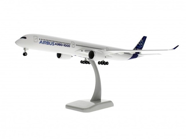 Airbus A350-1000 1/200 scale plastic model エアバス 飛行機 プラスチック モデル